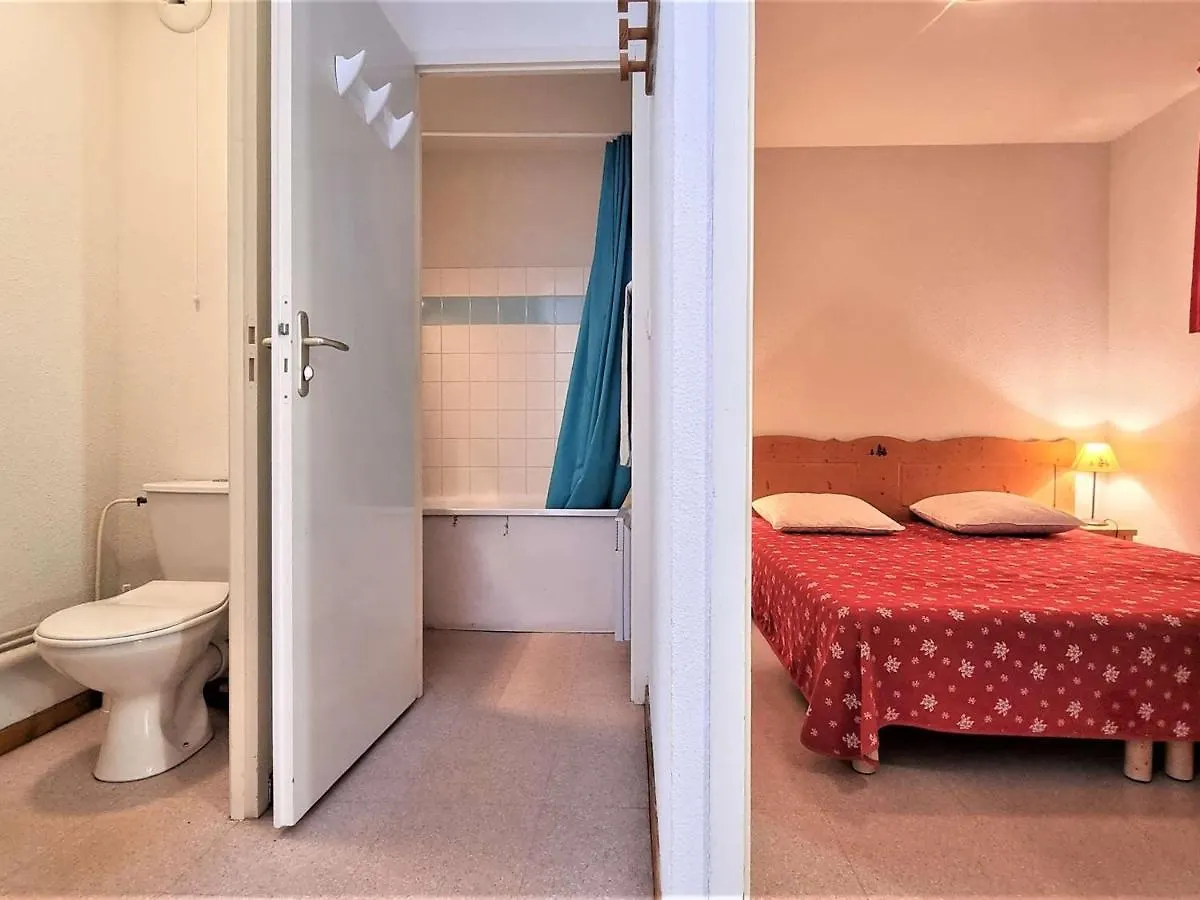 Appartement 2 Pieces, 6 Pers, Sud, Proche Telesiege, Le Devoluy - Fr-1-525-262 0*,  France